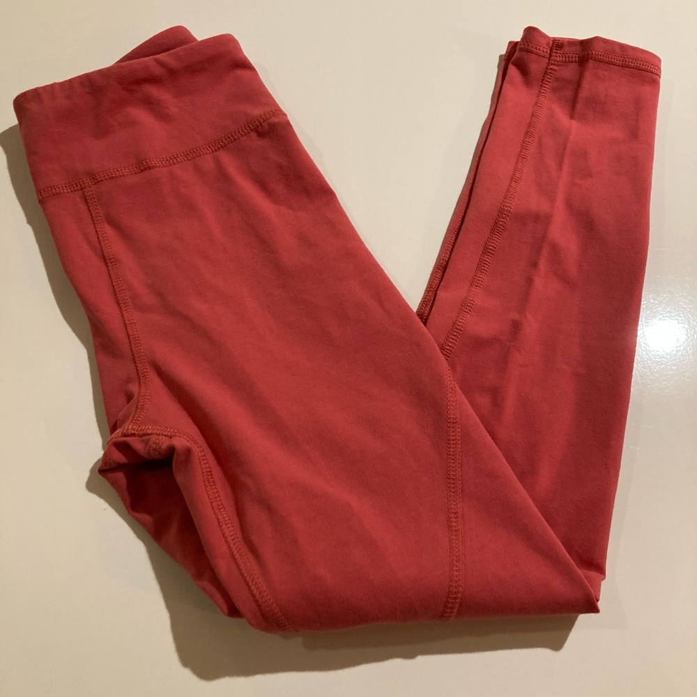 Nike Girl's Medium athletic leggings (New - Pink rose)